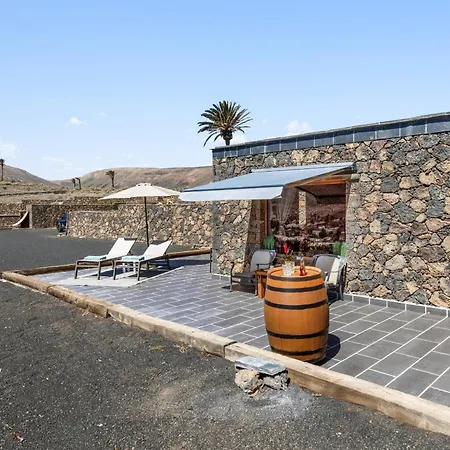 La Molina Lanzarote Tatil Evi